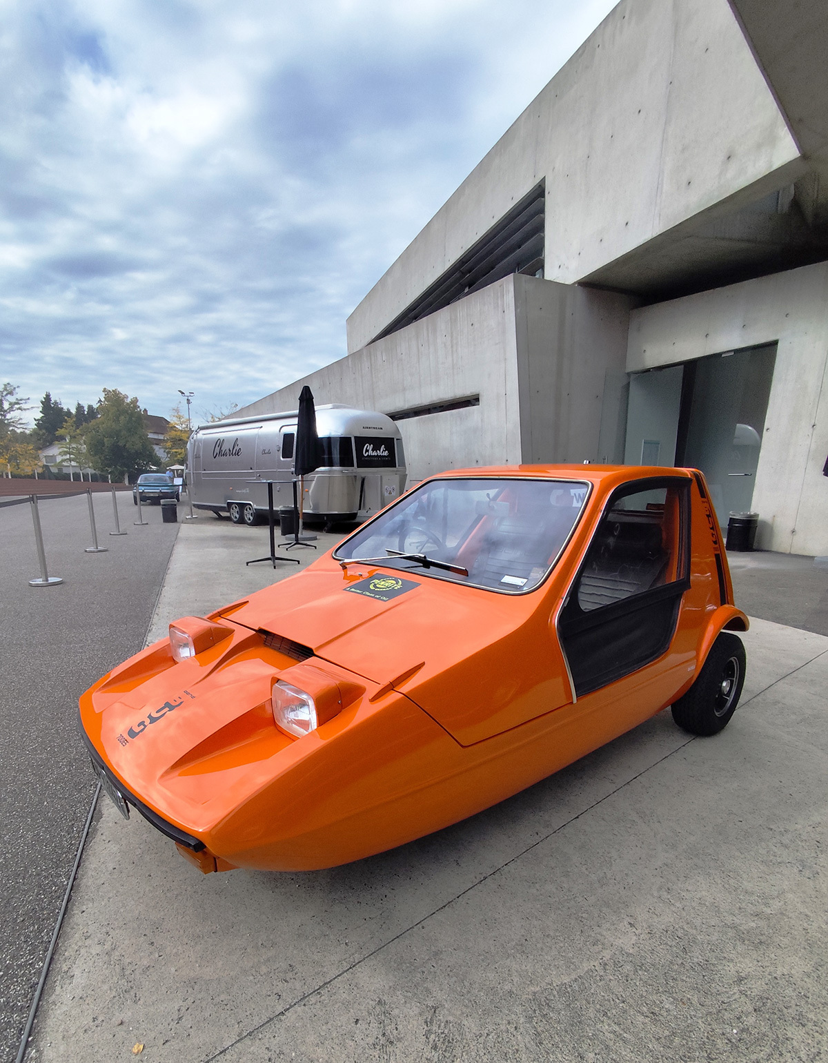 vitra x THEDRIVERS.APP - Architecture, Design & Classic Cars